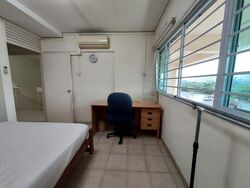 Blk 336 Jurong East Avenue 1 (Jurong East), HDB Executive #452772491